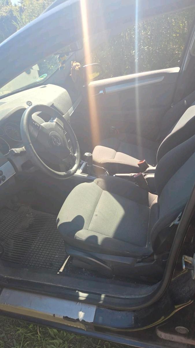 Opel Astra 2006 — photo 6