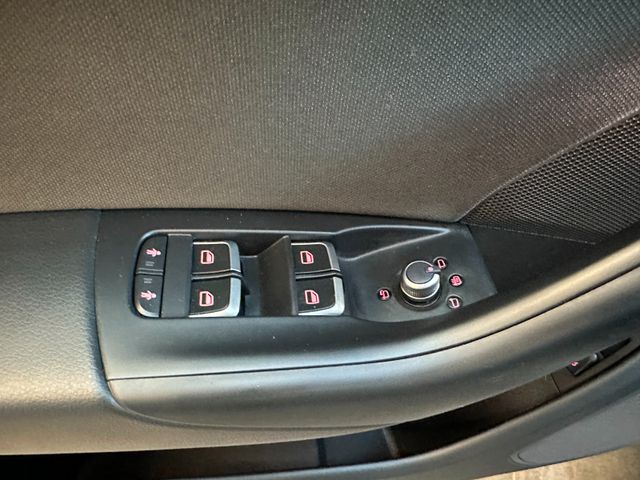 Audi Q3 sport quattro *TOTWASSIST*LED*NAVI*AHK*KAM*