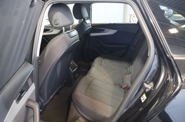 Audi A4 Avant 35 TFSI NAVI+CARPLAY+KEY+LED+17"