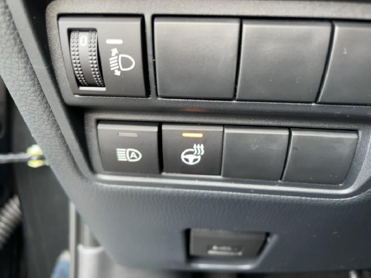 Fahrzeugabbildung Toyota Yaris Hybrid 116PS Team D + Comfort-Paket