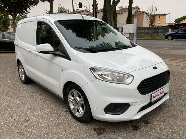 Ford Transit Courier 1.5 TDCi 75CV Van Tit.