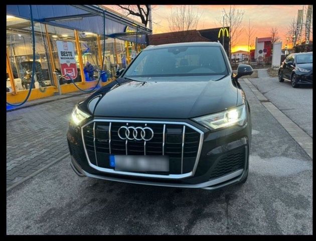 Audi q7 S. Line.