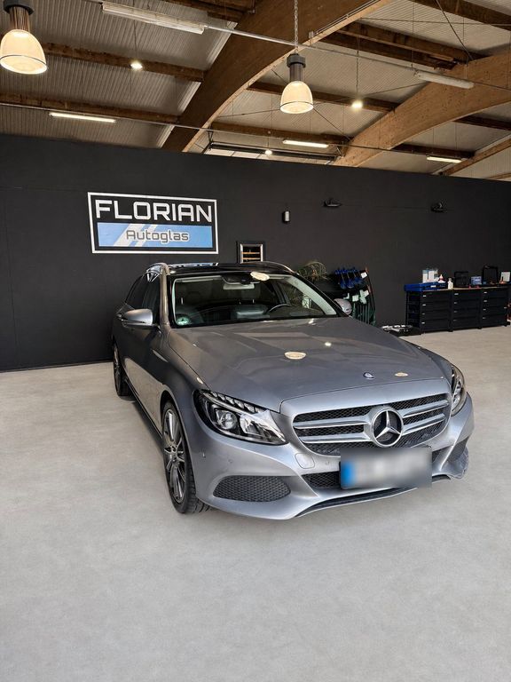 Image of Mercedes-Benz C 250