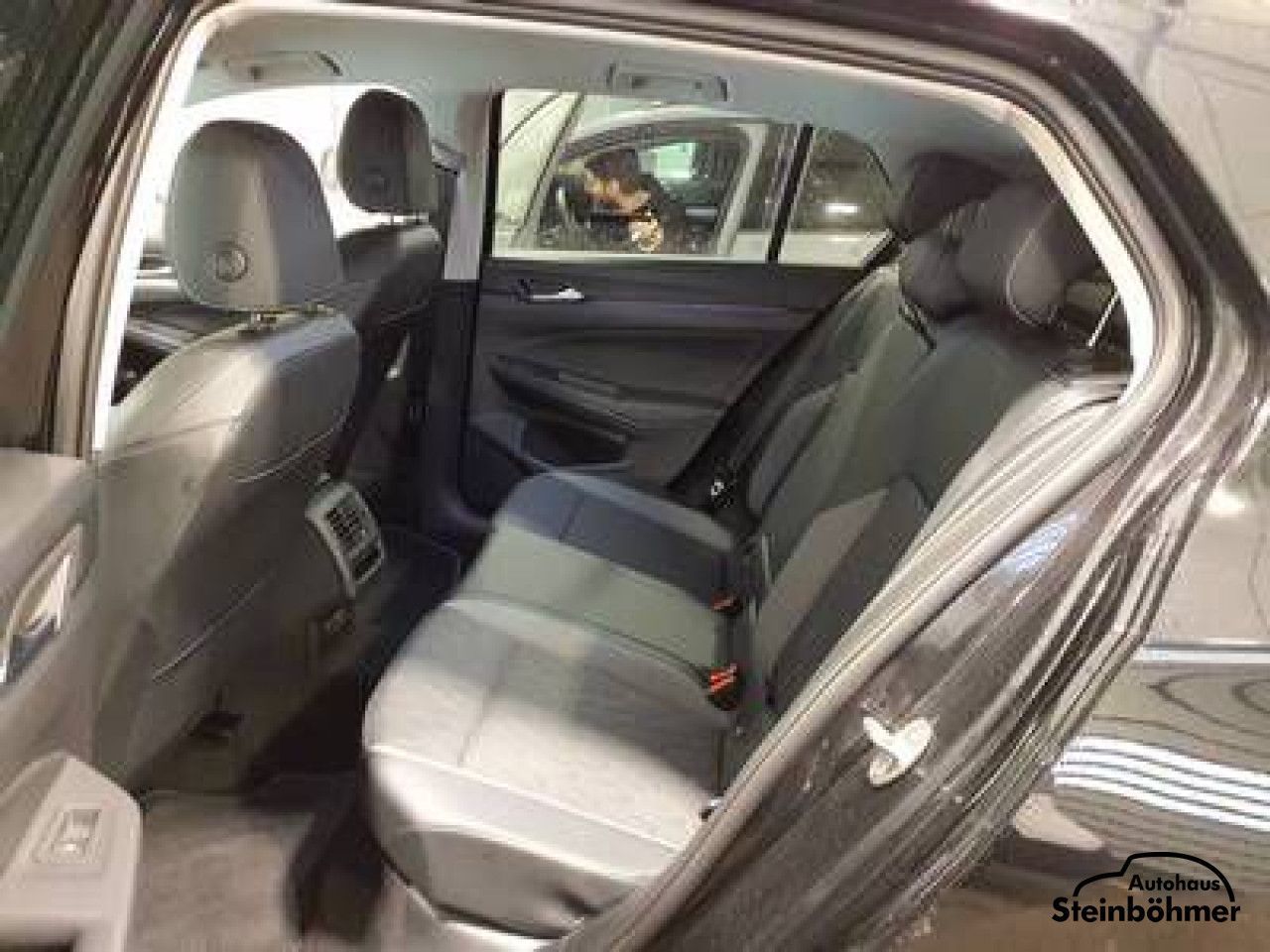 Volkswagen Golf - Bild 6