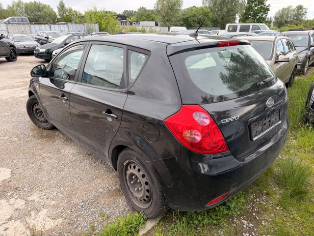 Kia cee’d / Ceed cee'd / Motorschaden!