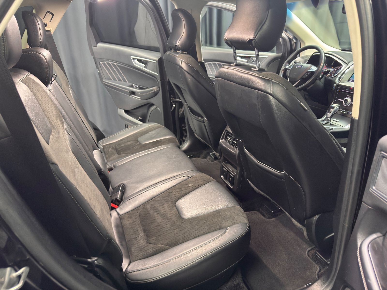 Fahrzeugabbildung Ford Edge ST-Line 4x4|NAVI|KAMERA|AHK|KESSY