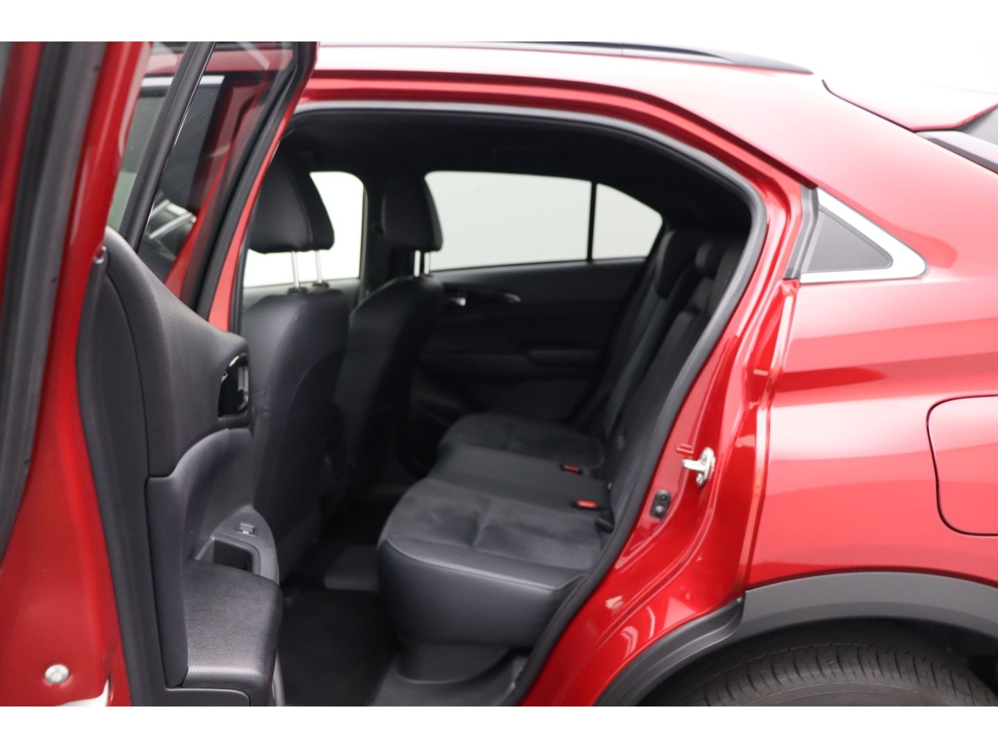 Fahrzeugabbildung Mitsubishi Eclipse Cross 4WD Plug-in Hybrid SELECT ACC