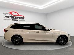 BMW 330 d xDrive Sport Line Navi PDC 1-Hand AHK