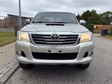 Toyota Hilux 2,5 D4D Double Cab Life 4x4 - Toyota Hilux mit Diesel-Antrieb: 2.5