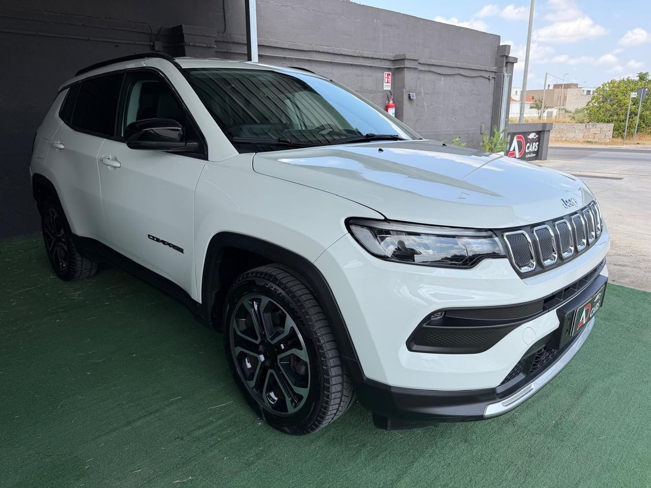 Jeep Compass 1.6 Multijet II 2WD Limited imagem 3