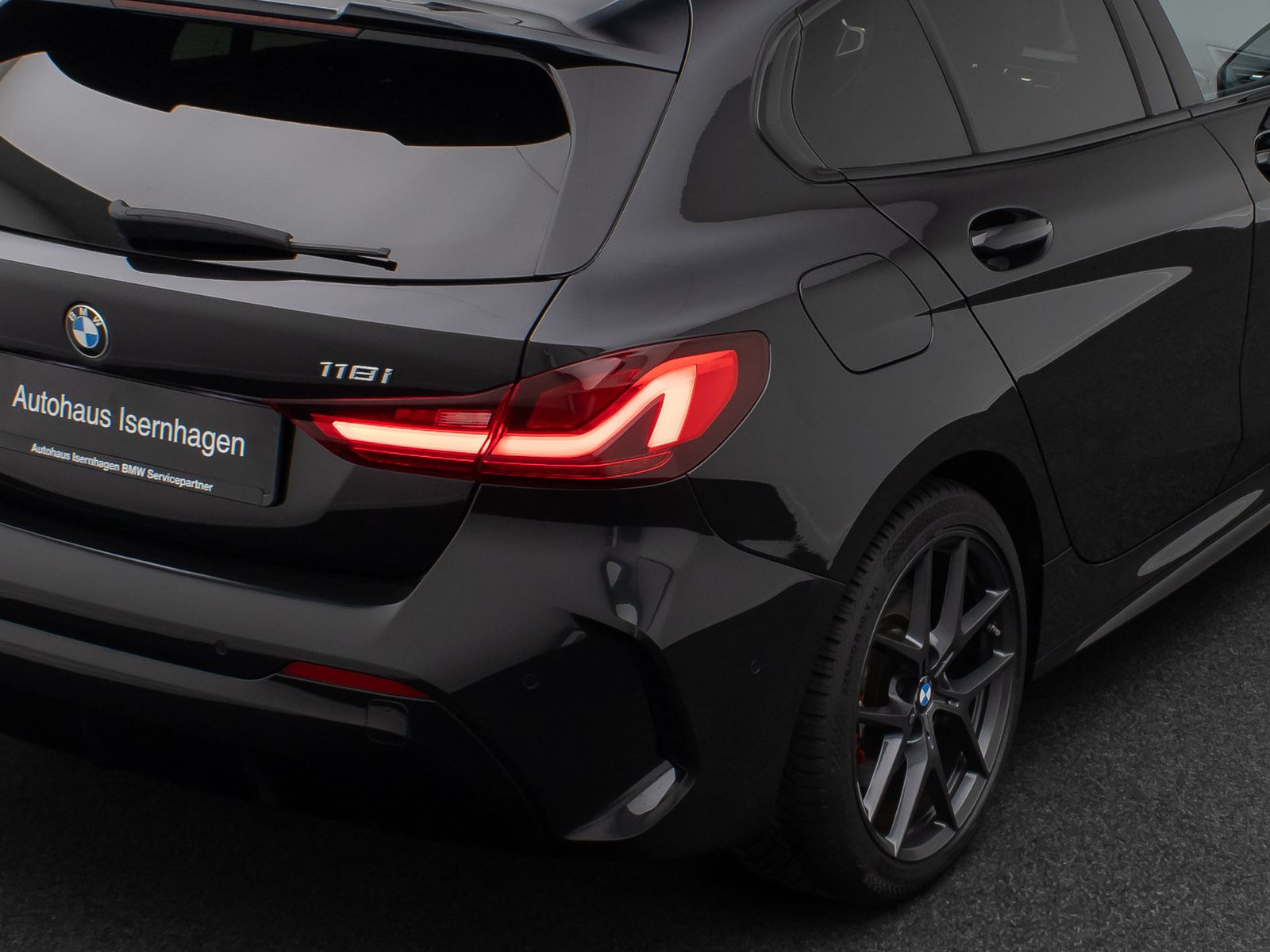 Fahrzeugabbildung BMW 118i M Sport DAB Komfort H/K LED Leder 18Zoll
