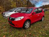 Dacia Sandero 1.4 MPI Laureate ZV FH - Dacia Sandero: 1.4