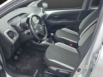 Toyota Aygo (X) - 9