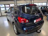 Nissan Qashqai Tekna 4X4 2.0 7 SITZER AHK XENON KAMERA - Nissan Qashqai: 2.0