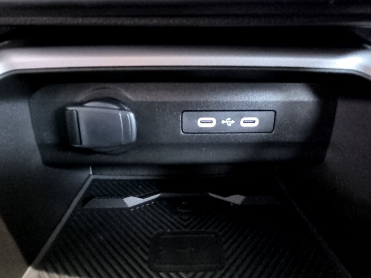 Fahrzeugabbildung Dacia Bigster Journey HYBRID 155