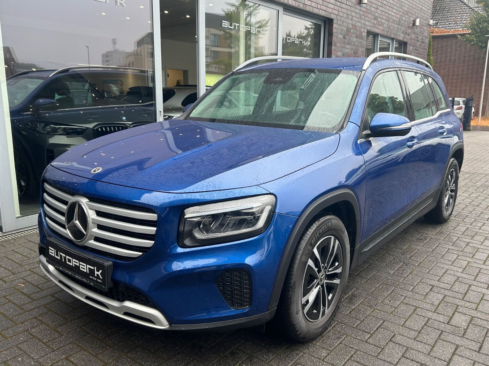 Mercedes GLB 180