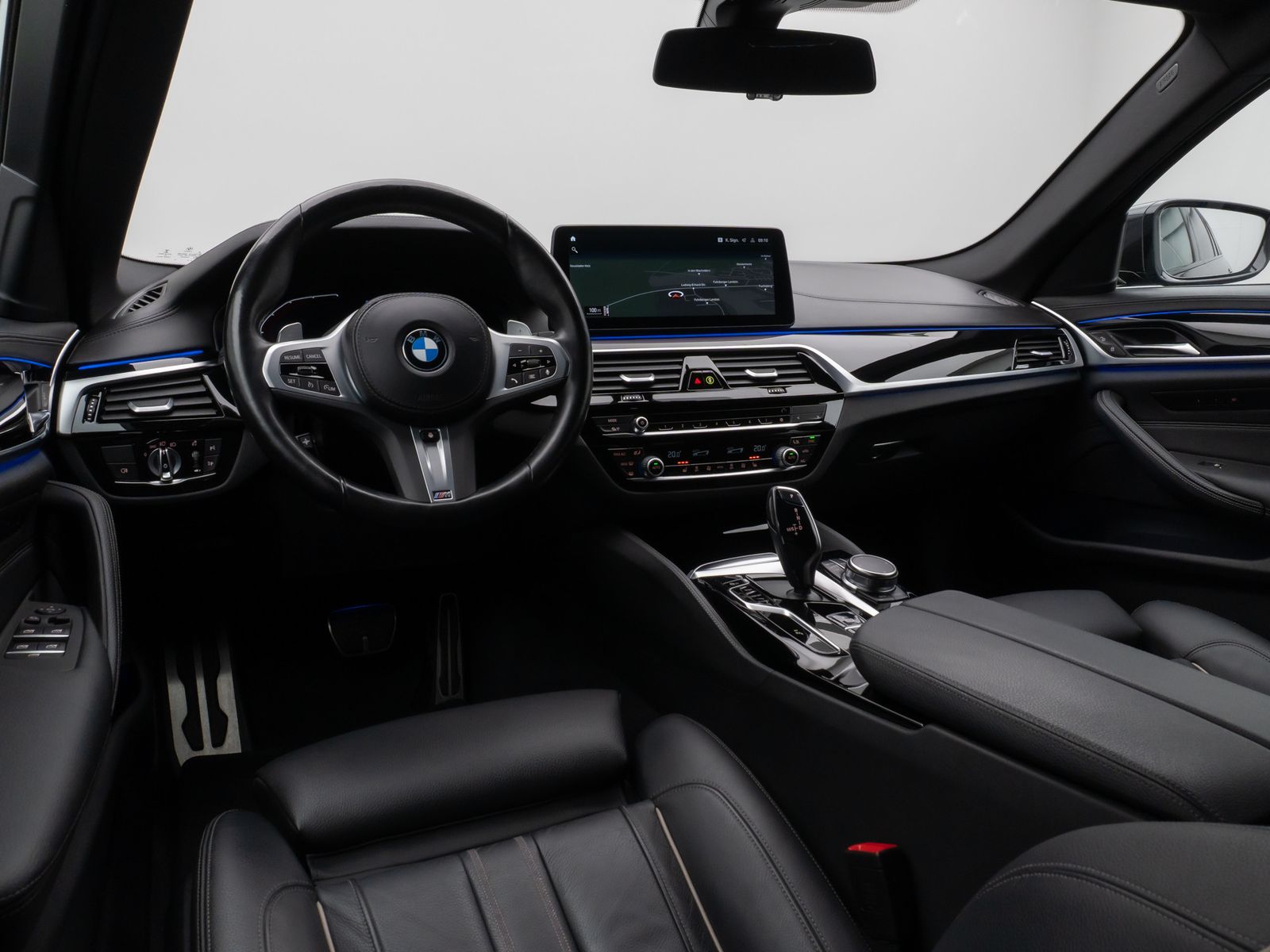 Fahrzeugabbildung BMW 520i M Sport Kamera DAB AHK Alarm Komfort 19Zoll