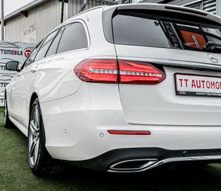 Fahrzeugabbildung Mercedes-Benz E220d T-Modell AMG-LINE BURM.|SOFTCL|360°|AMBIEN