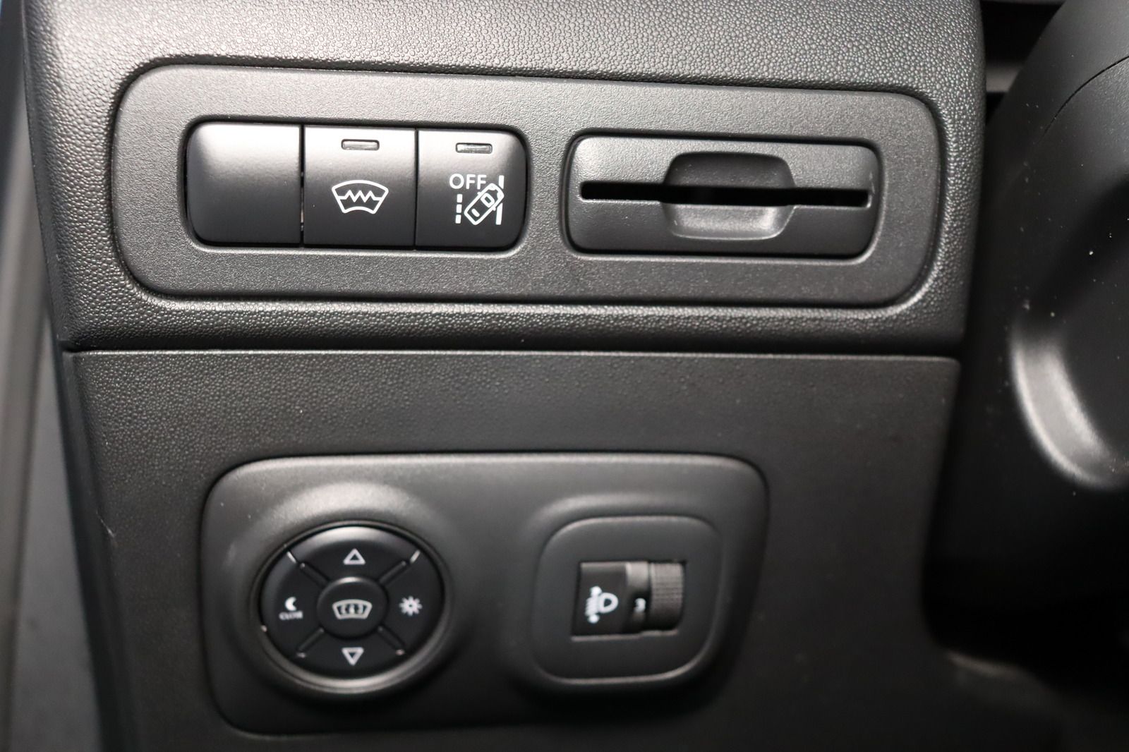 Fahrzeugabbildung Andere Citroën C3 Aircross PT 110 Shine * MwSt. ausw. *