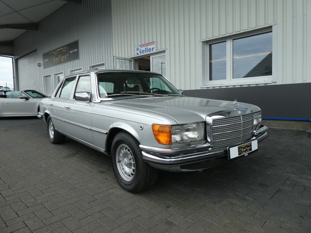 Mercedes-Benz 350 SEL, Sonderschutzvariante, Schiebedach