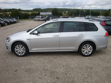 Volkswagen Golf - 2