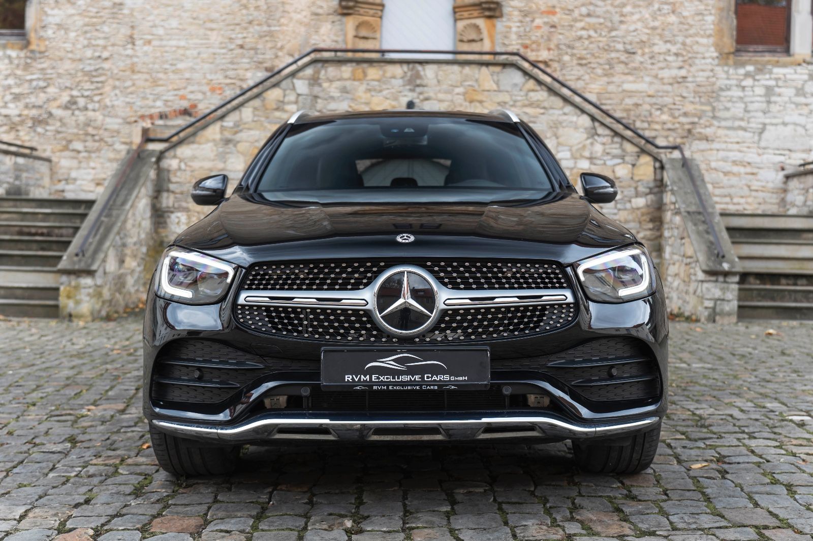 Fahrzeugabbildung Mercedes-Benz GLC 300d 4Matic AMG-LINE LED KAM NAV