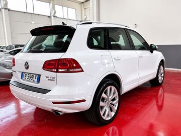 Volkswagen Touareg - 10