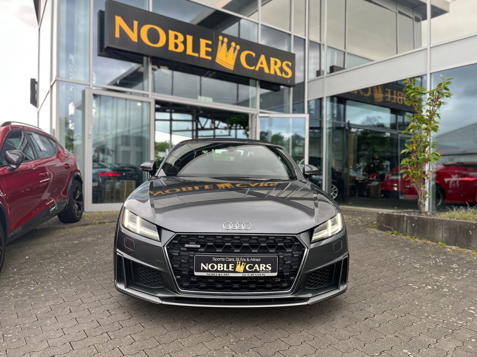 Fahrzeugabbildung Audi TT Roadster  45 TFSI quattro S line S tronic LED