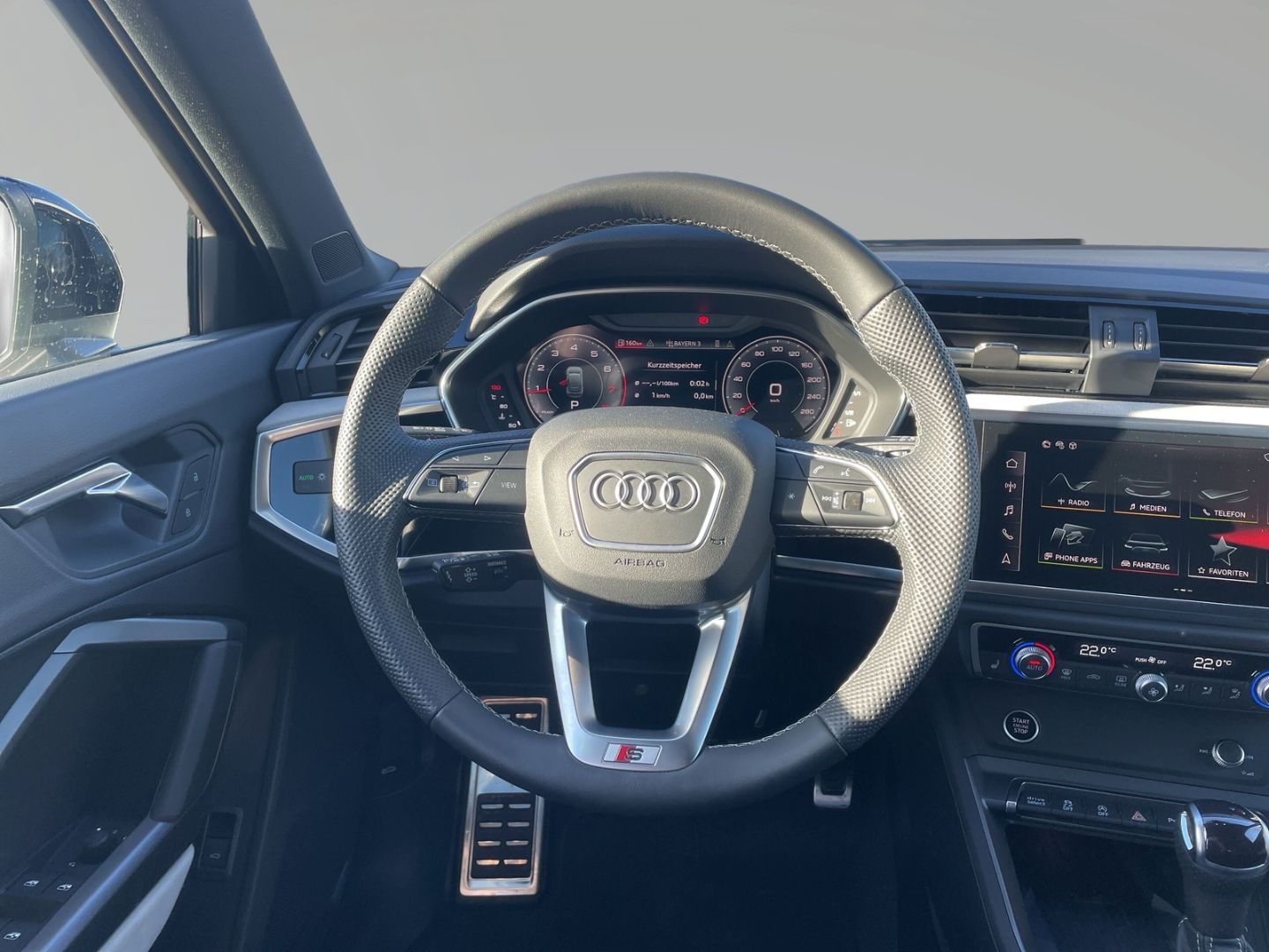 Audi Q3 - Bild 18