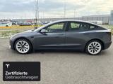 Tesla Model 3 Long Range AWD - silberne Tesla Model 3