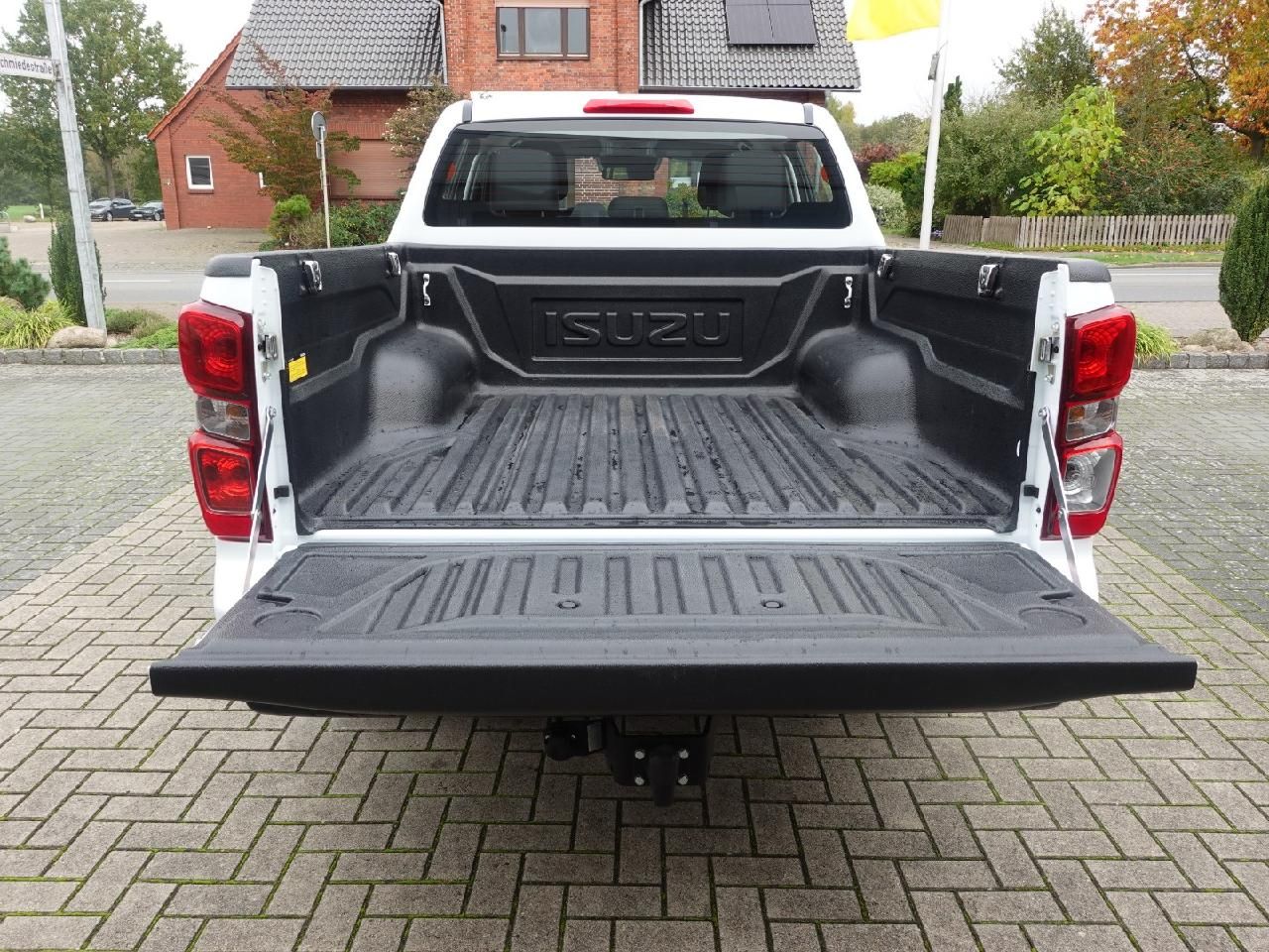 Fahrzeugabbildung Isuzu D-Max Double Cab 1,9 LS