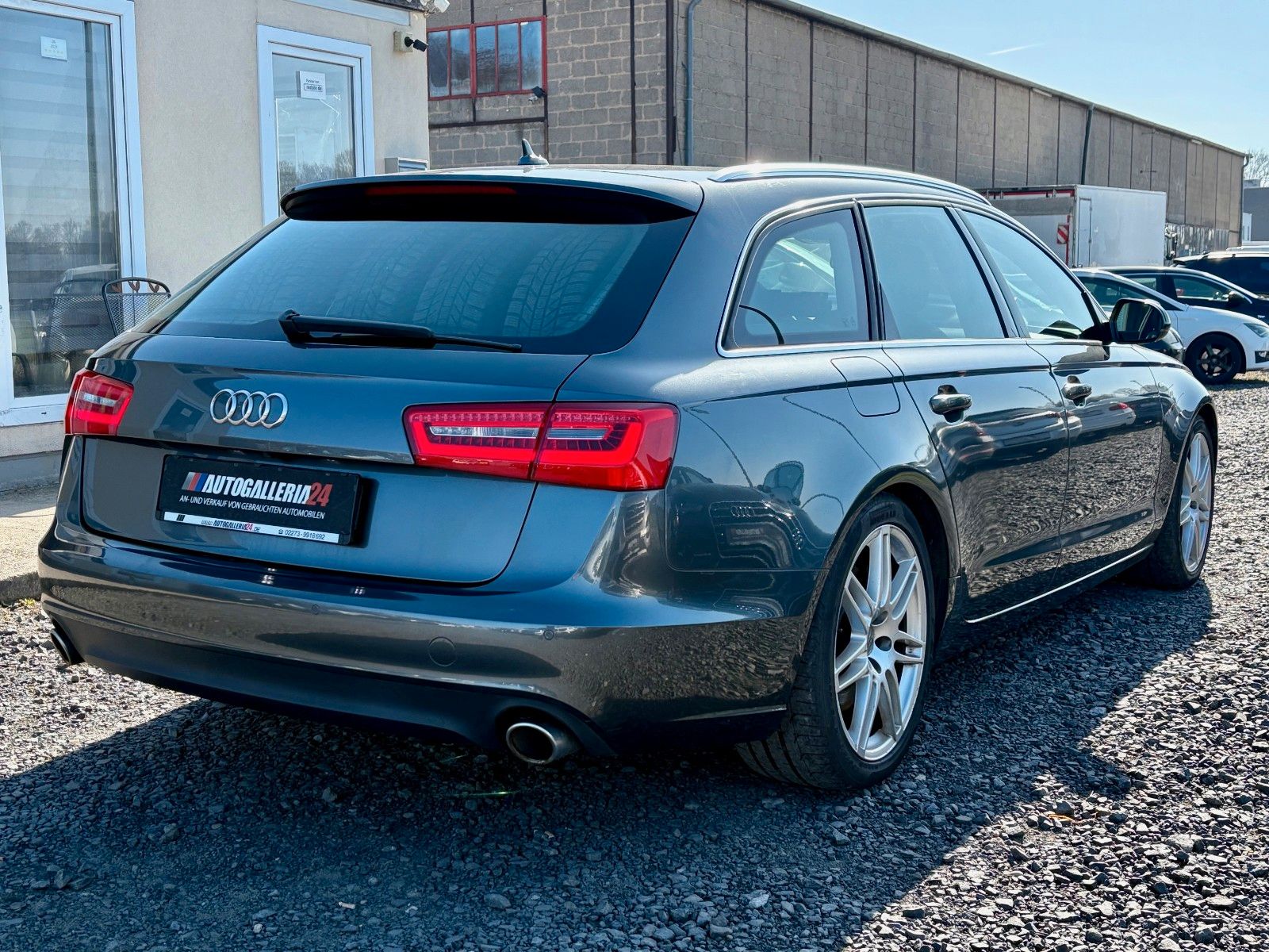 Fahrzeugabbildung Audi A6 Avant 3.0 TDI quattro Aut. S LINE SPORT Navi
