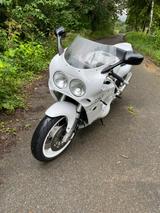 Suzuki GSXR 1100 GV73C - SUZUKI GSX 1100