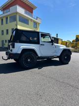 Jeep Wrangler 2.8l CRD Sahara Automatik Sahara - Jeep Wrangler Gebrauchtwagen in Bonn
