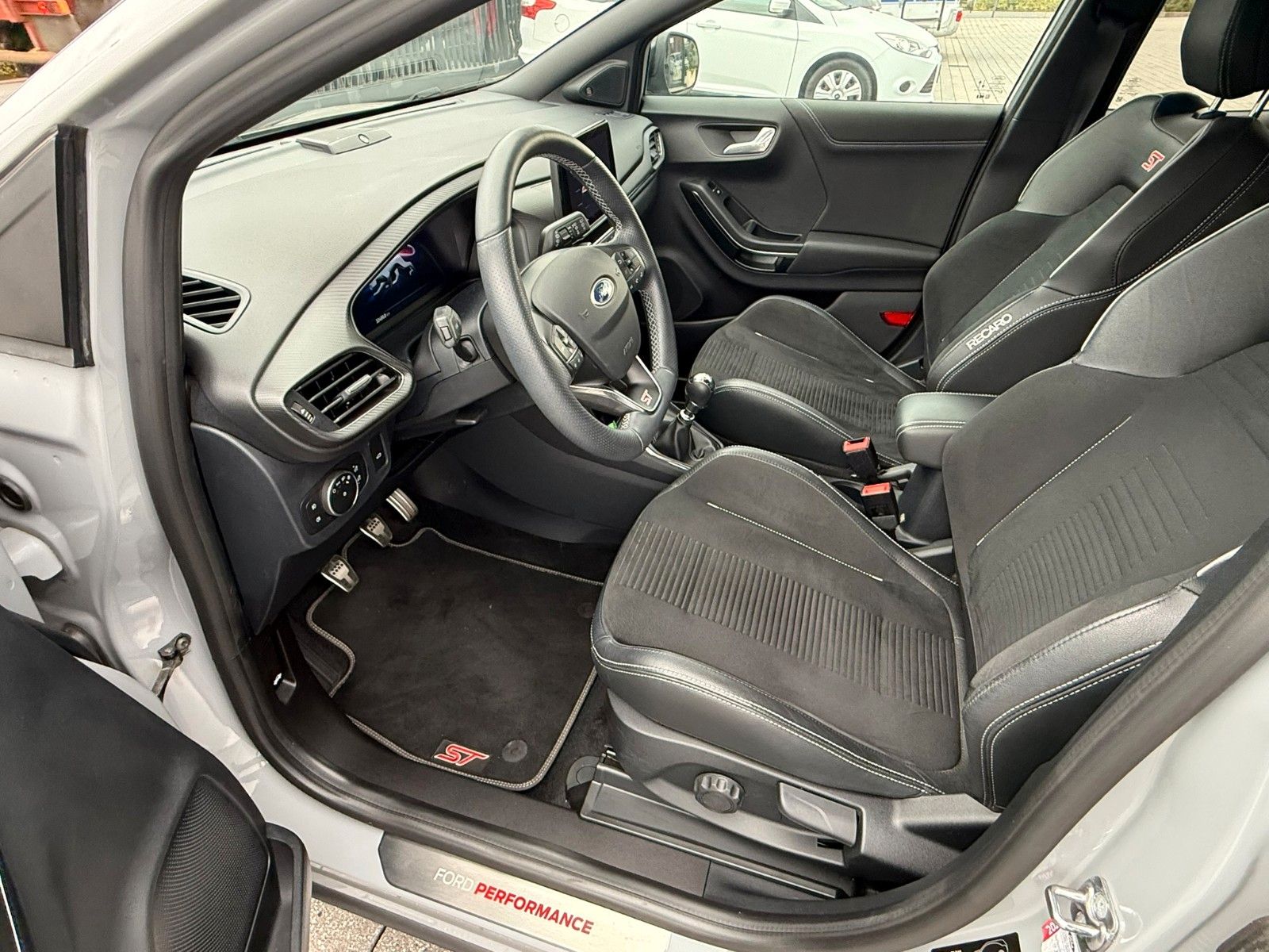 Fahrzeugabbildung Ford Puma ST X  Performance-Paket,Navi,Sitzh.,Kamera