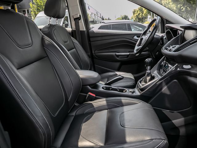 Ford Kuga 2.0 Individual Parkautomatik Leder Kamera