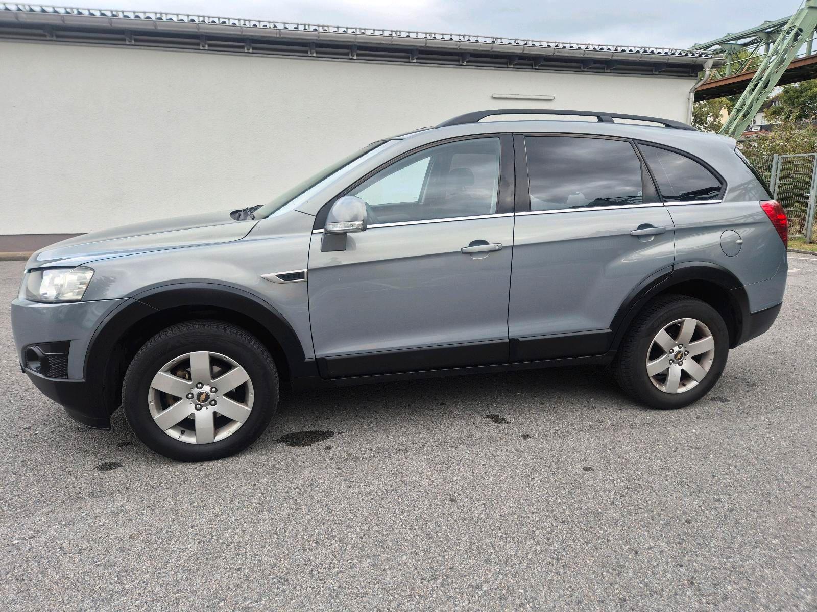 Chevrolet Captiva 2012 — engine 163 HP (120kW)