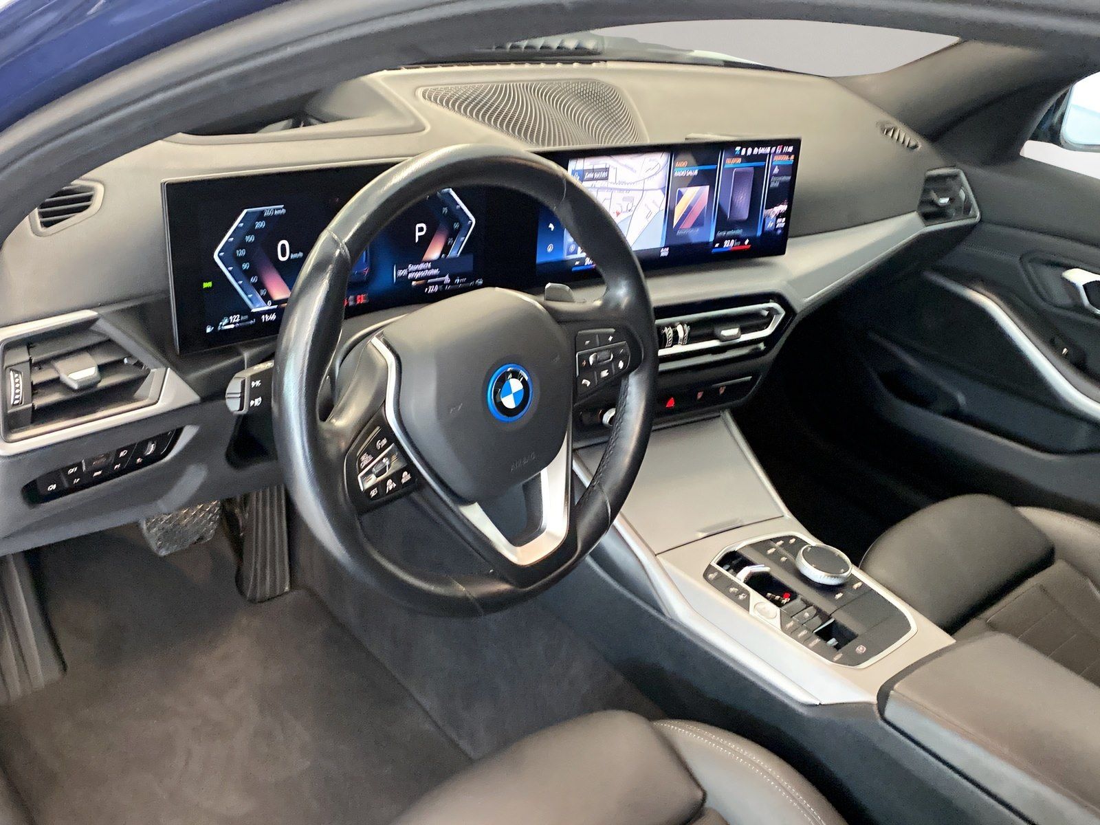 BMW 330e xDrive Touring AHK Driv.Assist.Prof Kamera foto 4