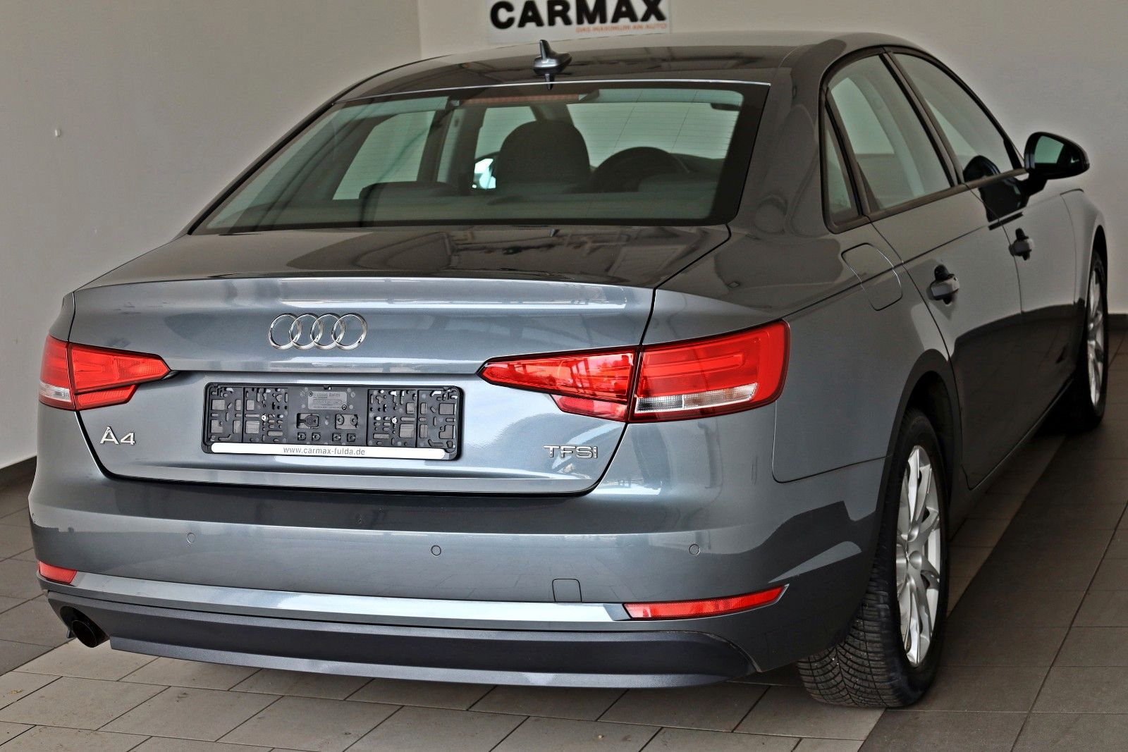 Fahrzeugabbildung Audi A4 Limusine,Automatik,Navi,Xenon,SH,Tempomat,PDC