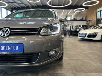 Volkswagen Touran Highline *AHK*Xenon*DAB*Klima*Navi*Kamera