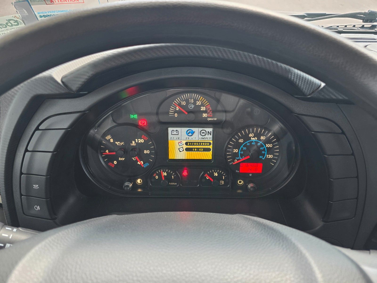 Fahrzeugabbildung Iveco Astra HD9 84.50-80 8x4 Muldenkipper Schalter