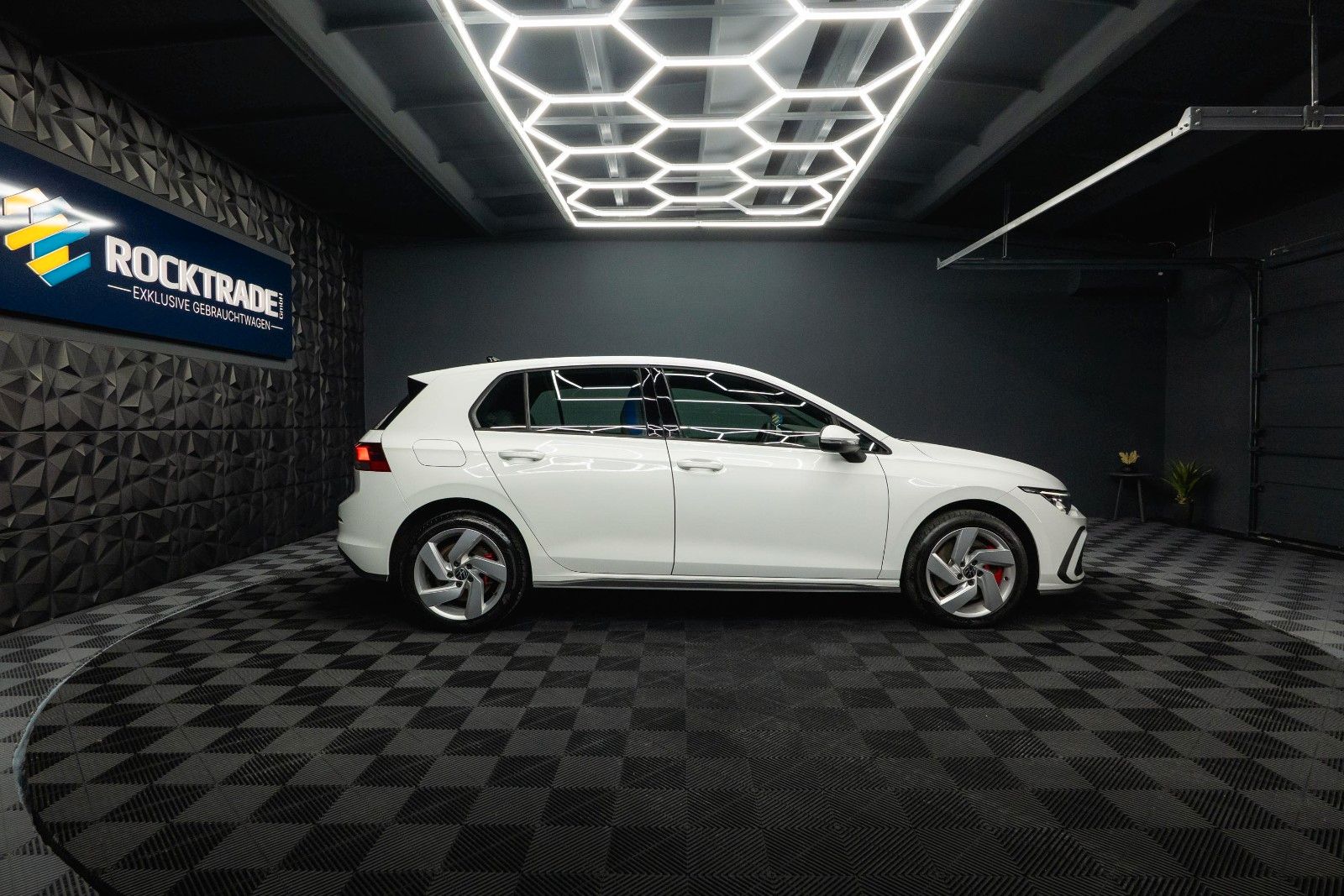 Fahrzeugabbildung Volkswagen Golf VIII Lim. GTE eHybrid Sport | LED | ACC