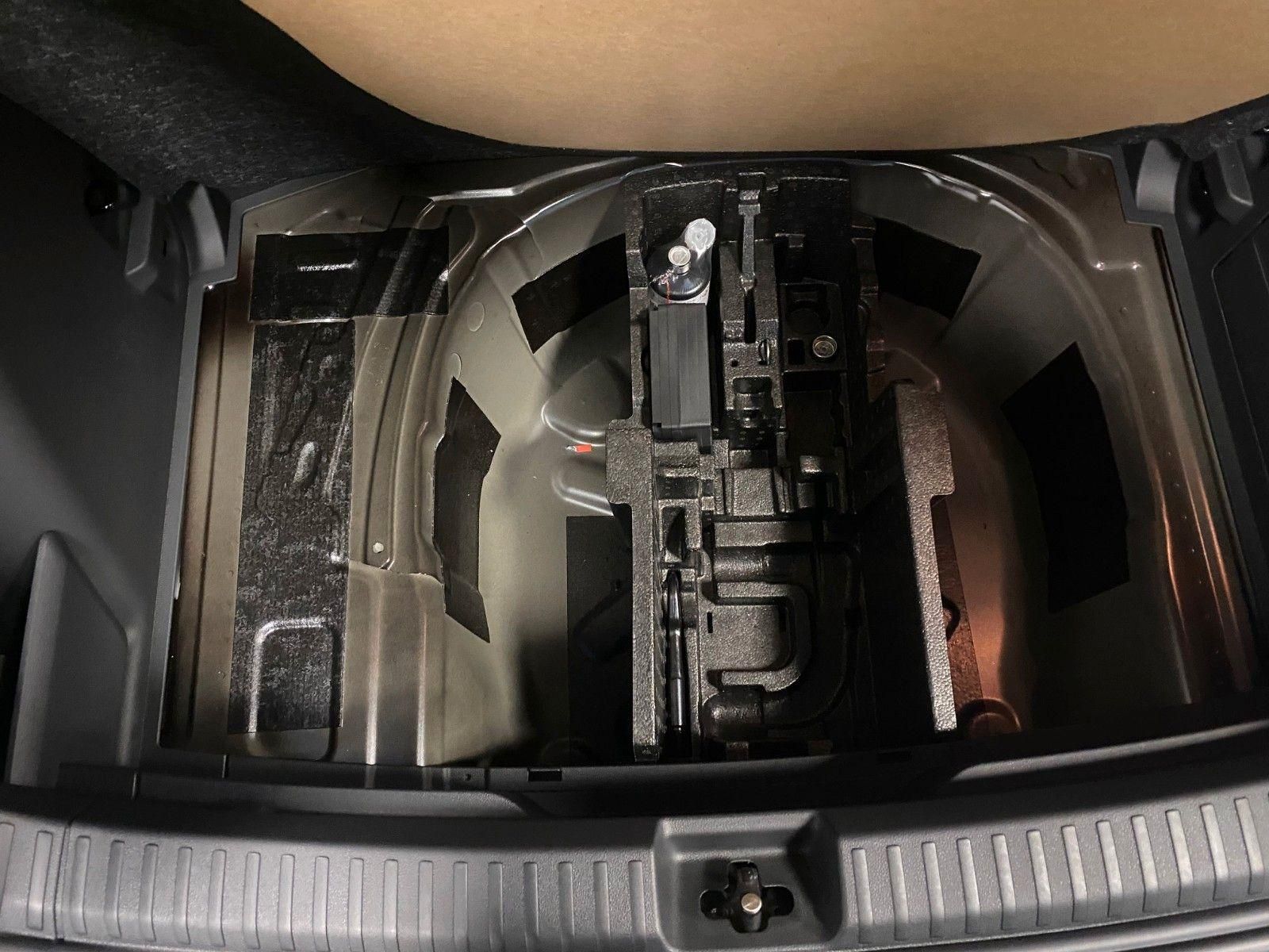 Fahrzeugabbildung SKODA Fabia 1.0 TSI DSG Monte Carlo+KAMERA+Android+ALU