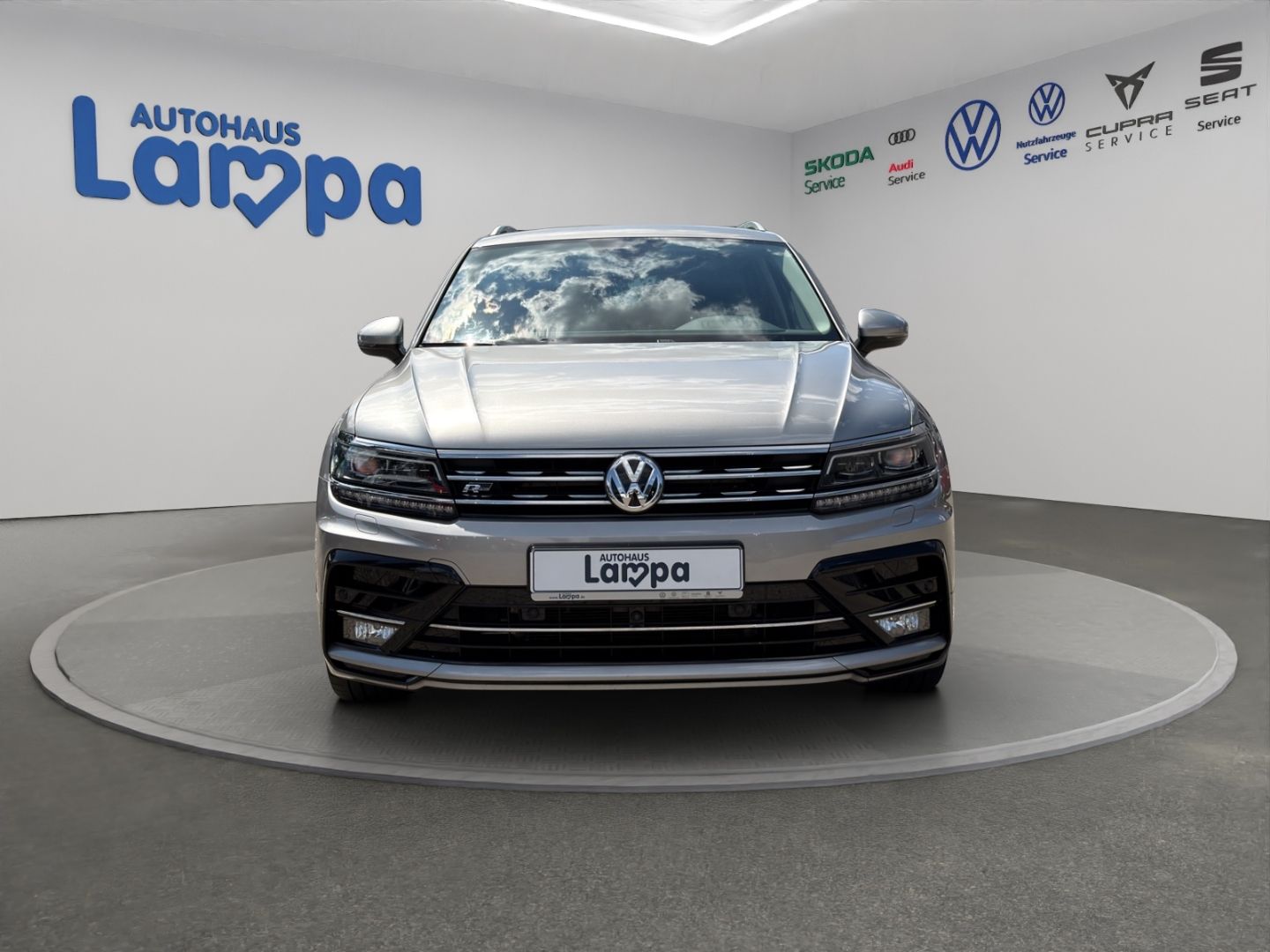 Volkswagen Tiguan Highline 2.0 TDI 4MOTION DSG AHK R-Line foto 2