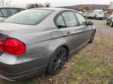 BMW 318i E90 * Benzin * Facelift * Limousine - BMW 3er Reihe aus 2010: Facelift