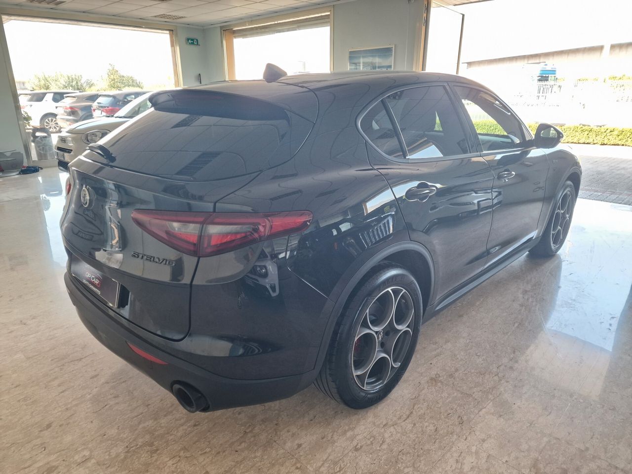 Alfa Romeo Alfa Stelvio Q4 190 CV Sprint imagem 3