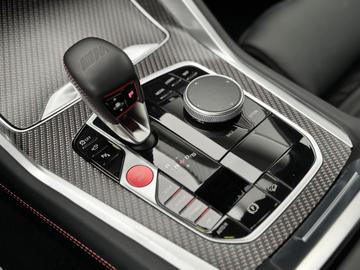 صورة 9 لـ 2025 BMW XM