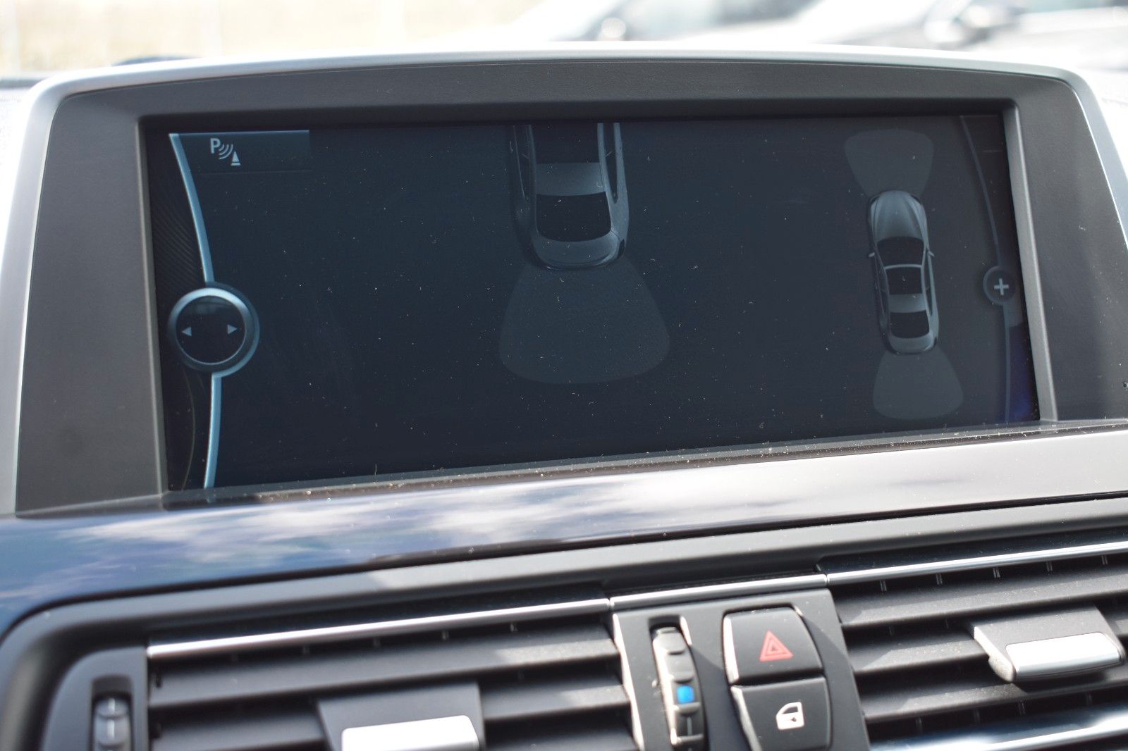 Fahrzeugabbildung BMW 640 i Coupe Schwarz Schwarz