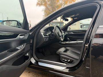 BMW 740 - 7