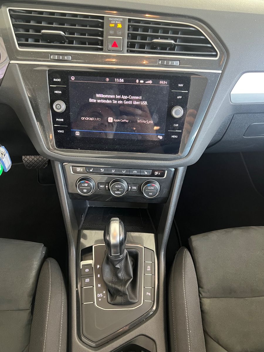 Fahrzeugabbildung Volkswagen Tiguan Comfortline 2.0 TDI DSG  *Digitaltacho*